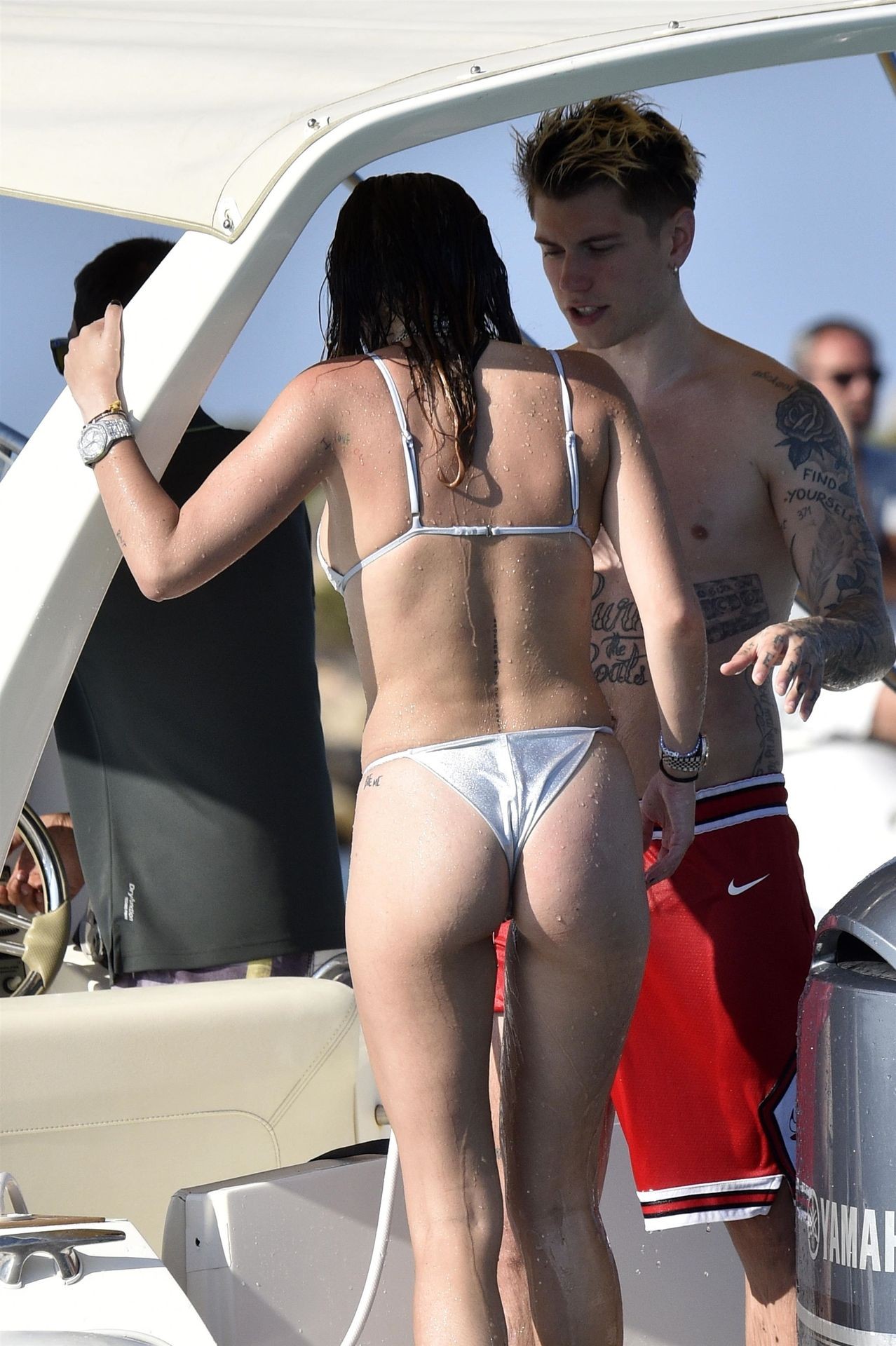 bella-thorne-ass-bikini-thefappening-cfd-4 bella thorne ass bikini thefappening cfd 4
