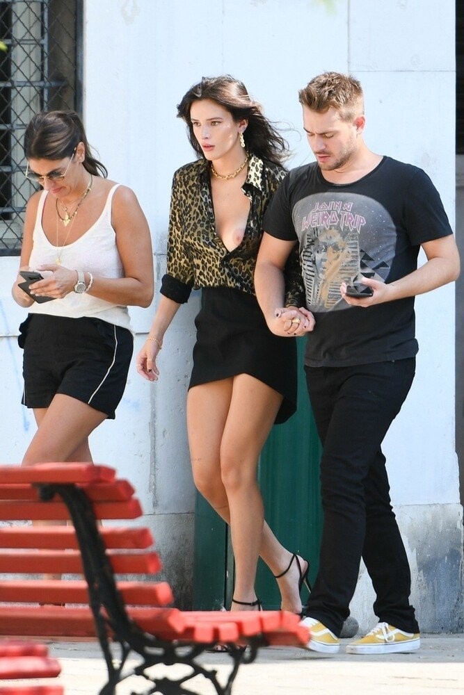 bella-thorne-naked-tits-1 Bella Thorne Topless on a windy day in Italy