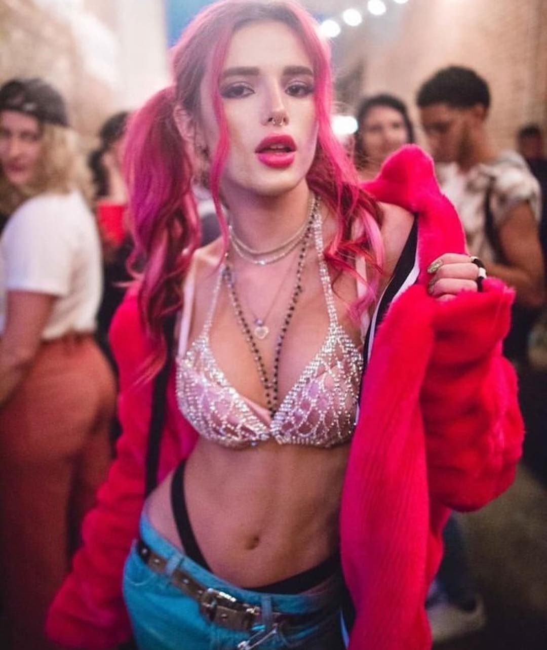 bella-thorne-sexy-10 bella thorne sexy 10