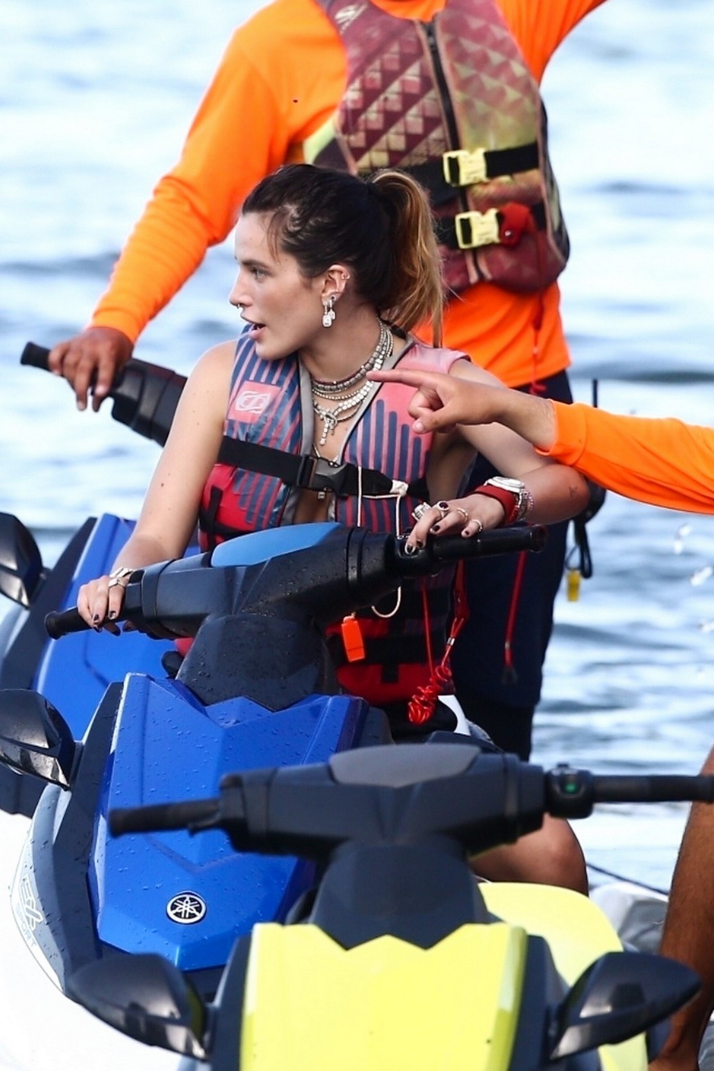 bella-thorne-sexy-jetski-29 bella thorne sexy jetski 29