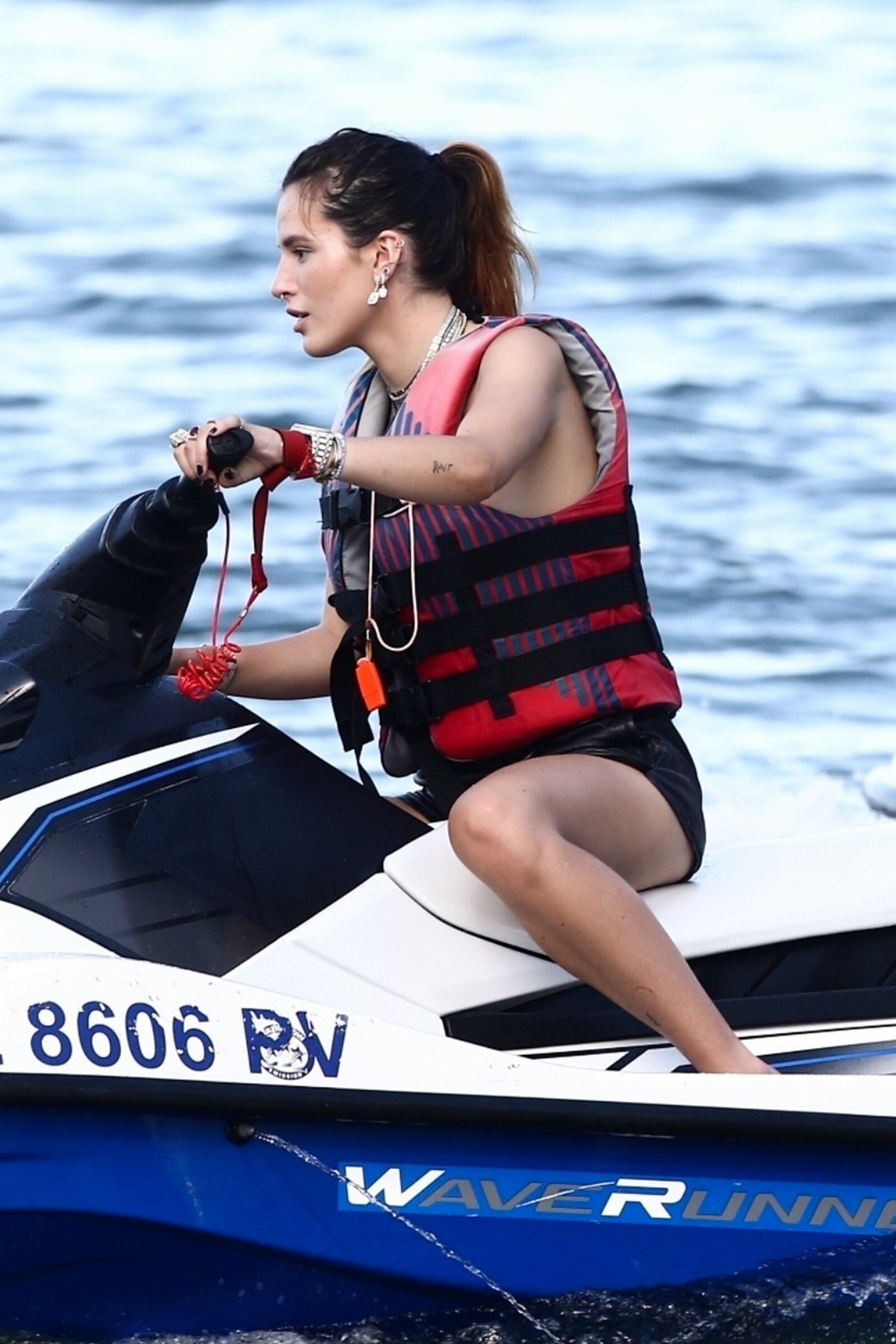 bella-thorne-sexy-jetski-35 bella thorne sexy jetski 35