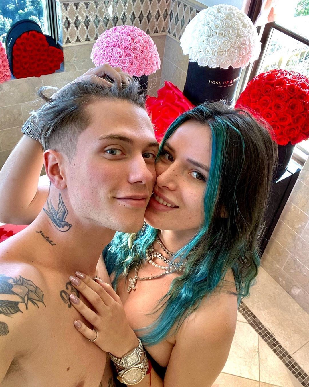 bella-thorne-sexy-valentines-day-5 Bella Thorne Hot