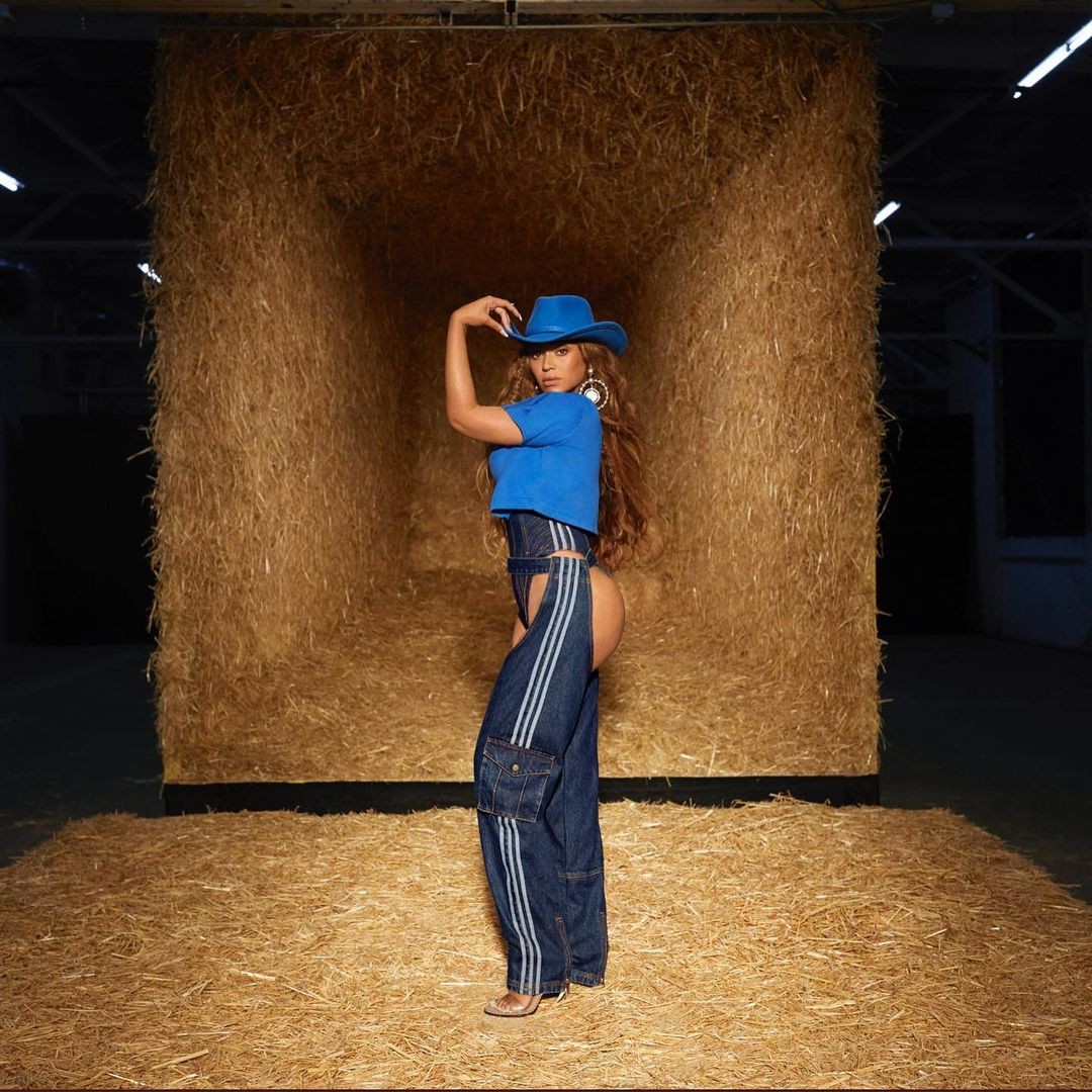 beyonce-sexy-for-ivy-park-thefappening-cfd-1 beyonce sexy for ivy park thefappening cfd 1