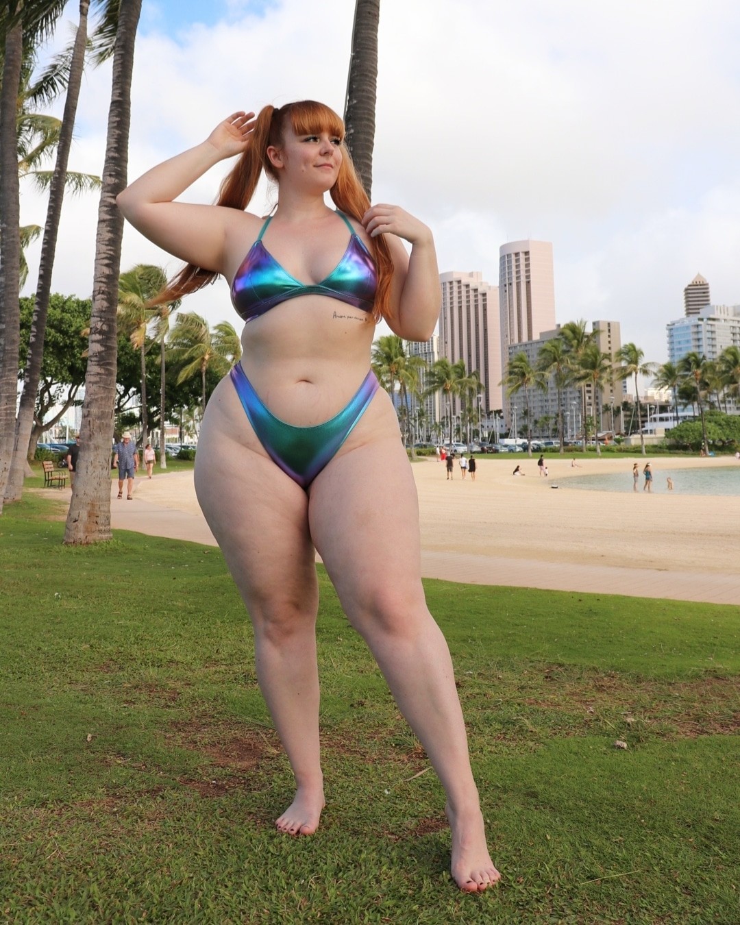 big-body-nicole-herring-in-tiny-bikinis-thefappening-pro-52 big body nicole herring in tiny bikinis thefappening pro 52