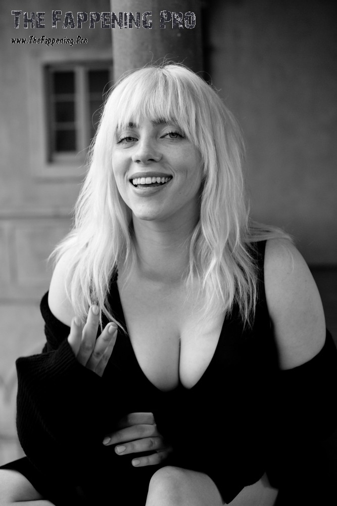 billie-eilish-sexy-thefappening-cfd-19 Billie Eilish Tits