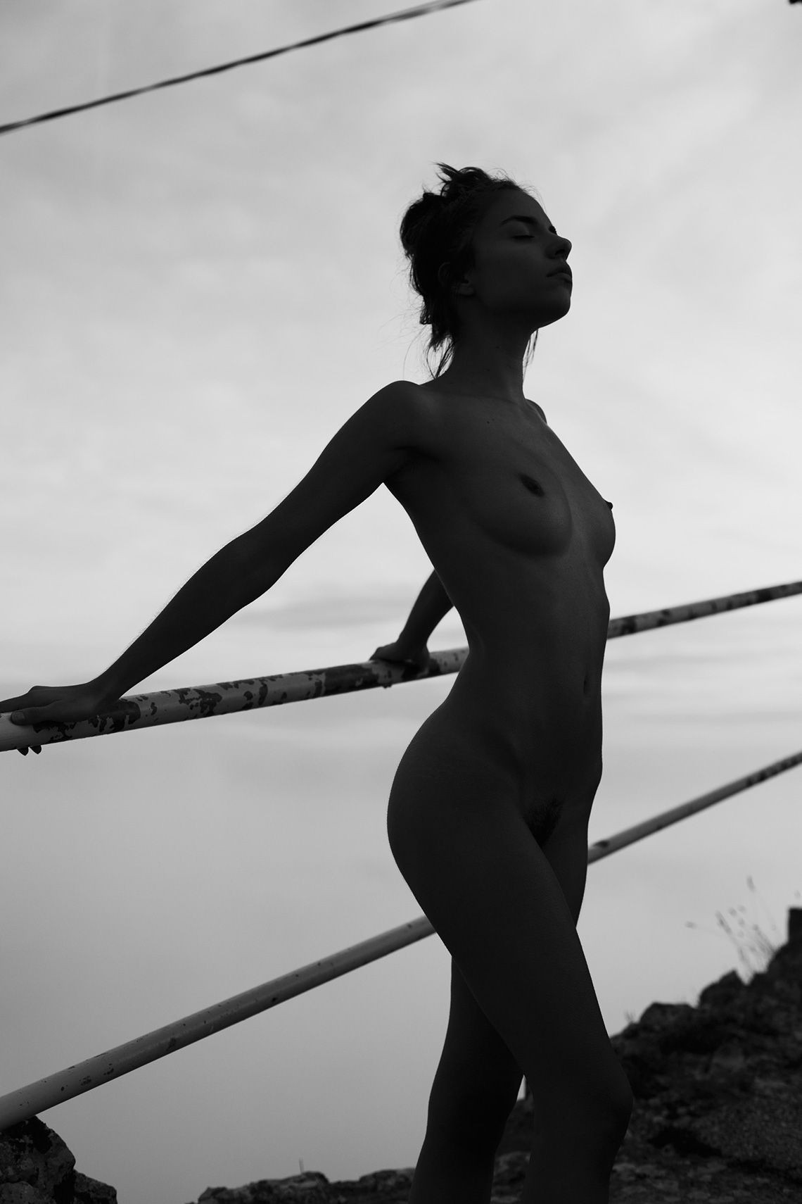 black white photo shoot maxime besse 11
