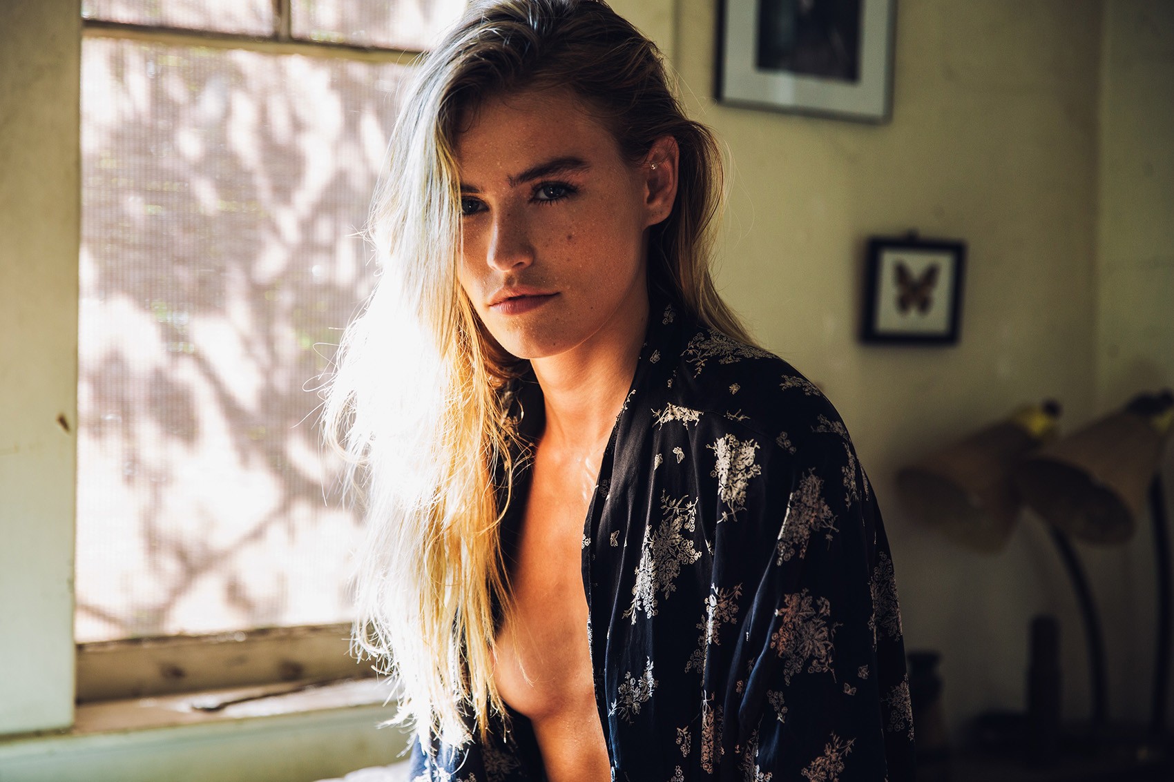 blair-sinnott-topless-sexy-5 blair sinnott topless sexy 5