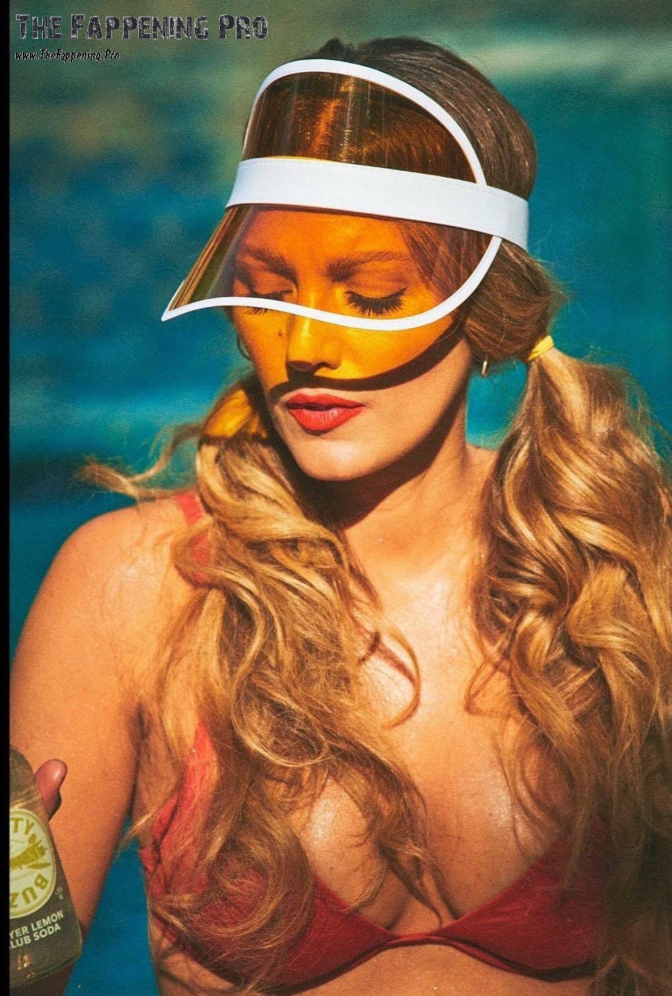 blake-lively-sexy-thefappening-cfd-4 Blake Lively Tits