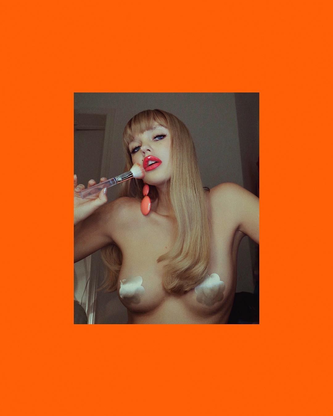 bonnie-strange-nude-topless-thefappening-pro-3 bonnie strange nude topless thefappening pro 3