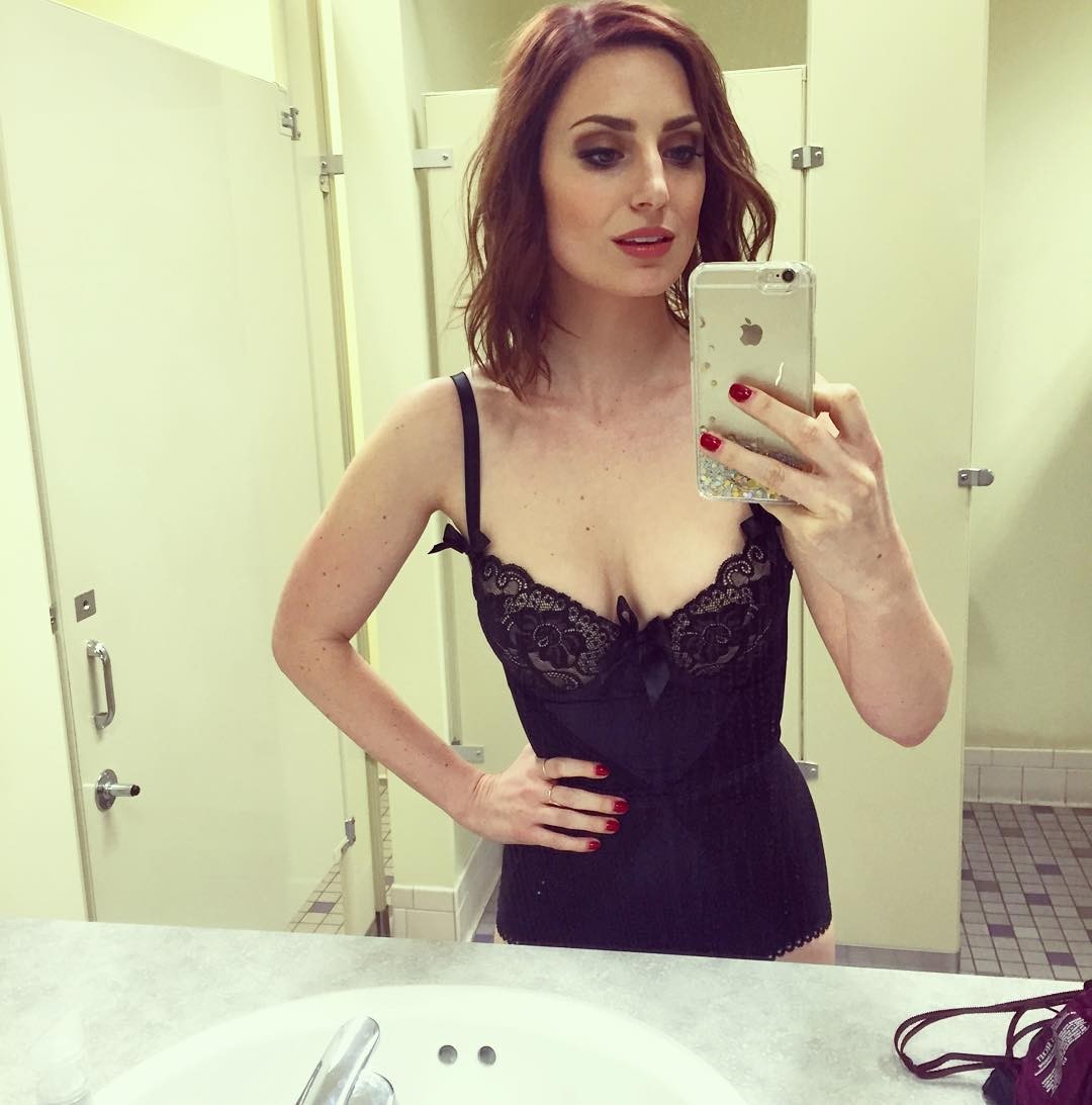 bree-essrig-nude-topless-24 bree essrig nude topless 24
