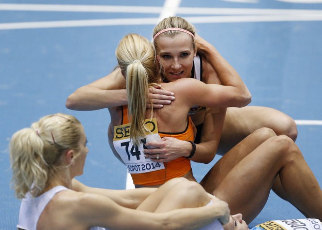 brianne-theisen-sexy-fappening-25 Brianne-Theisen-Sexy-Fappening-25