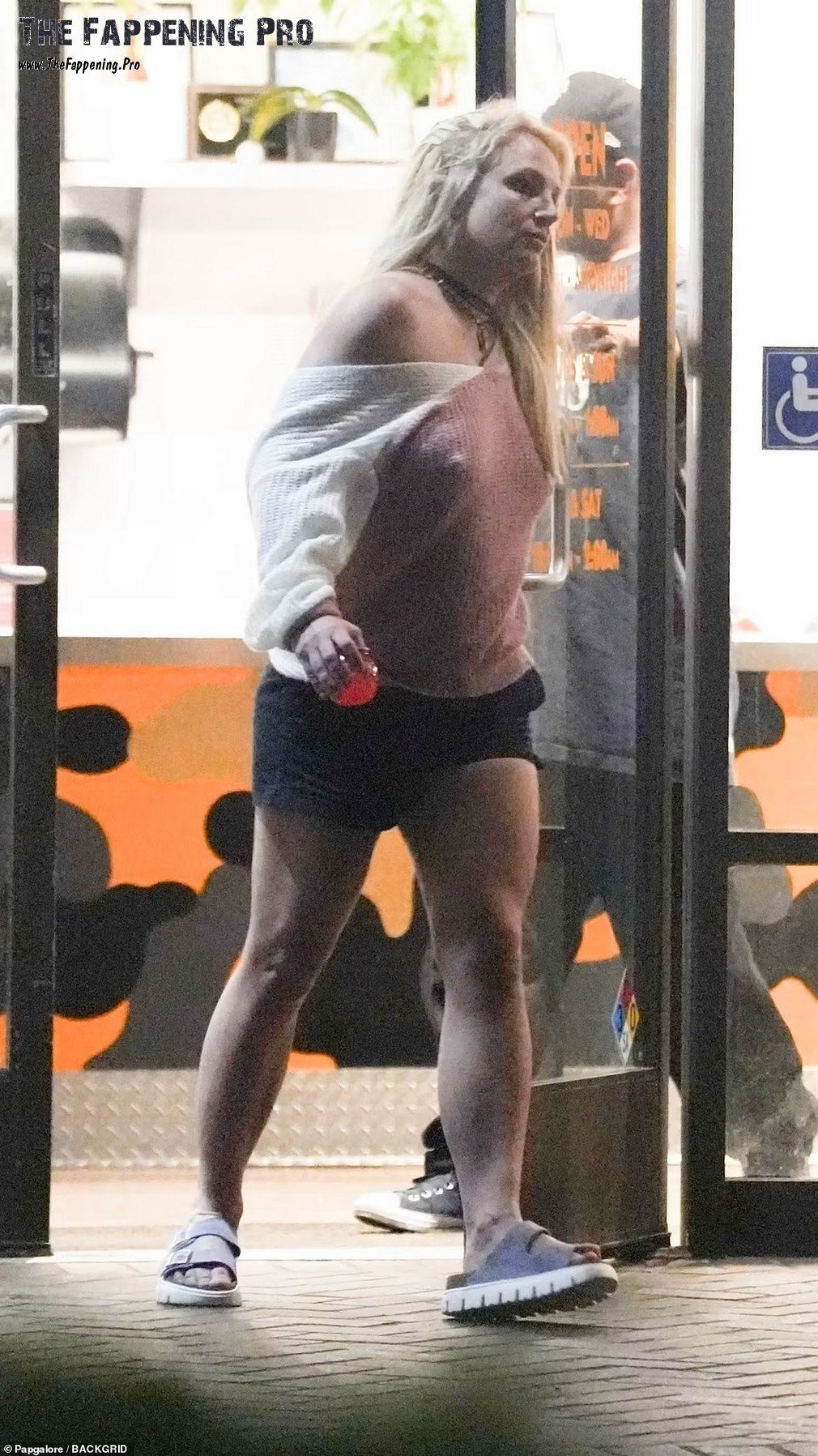 britney-spears-braless-thefappening-cfd-8 Britney Spears Braless