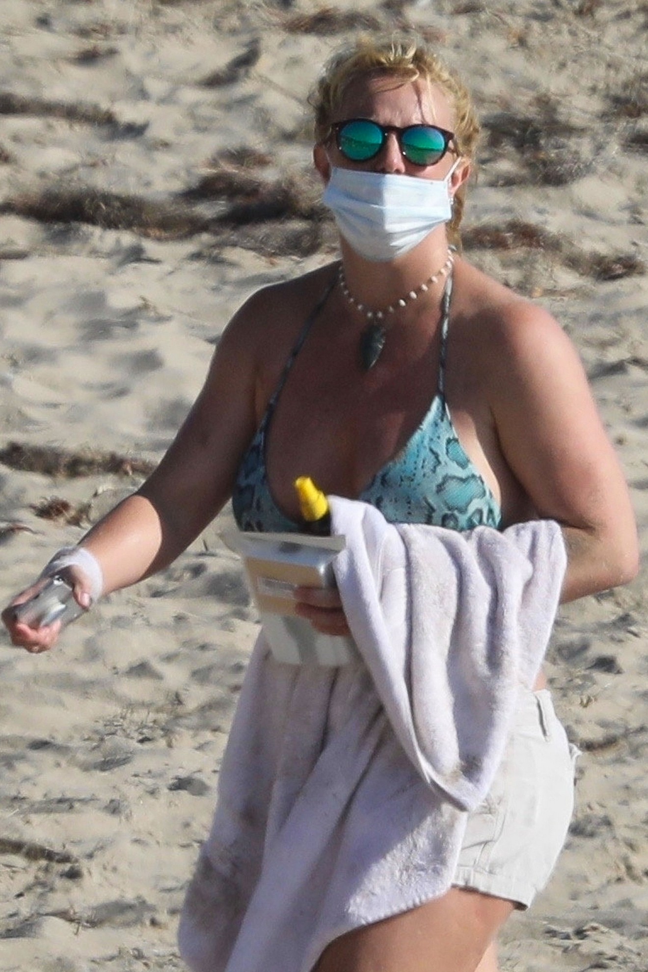 britney-spears-sexy-bikini-malibu-thefappeningpro-3 britney spears sexy bikini malibu thefappeningpro 3
