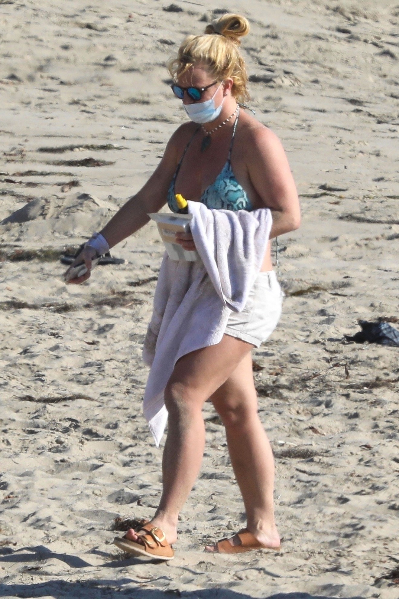 britney-spears-sexy-bikini-malibu-thefappeningpro-34 britney spears sexy bikini malibu thefappeningpro 34
