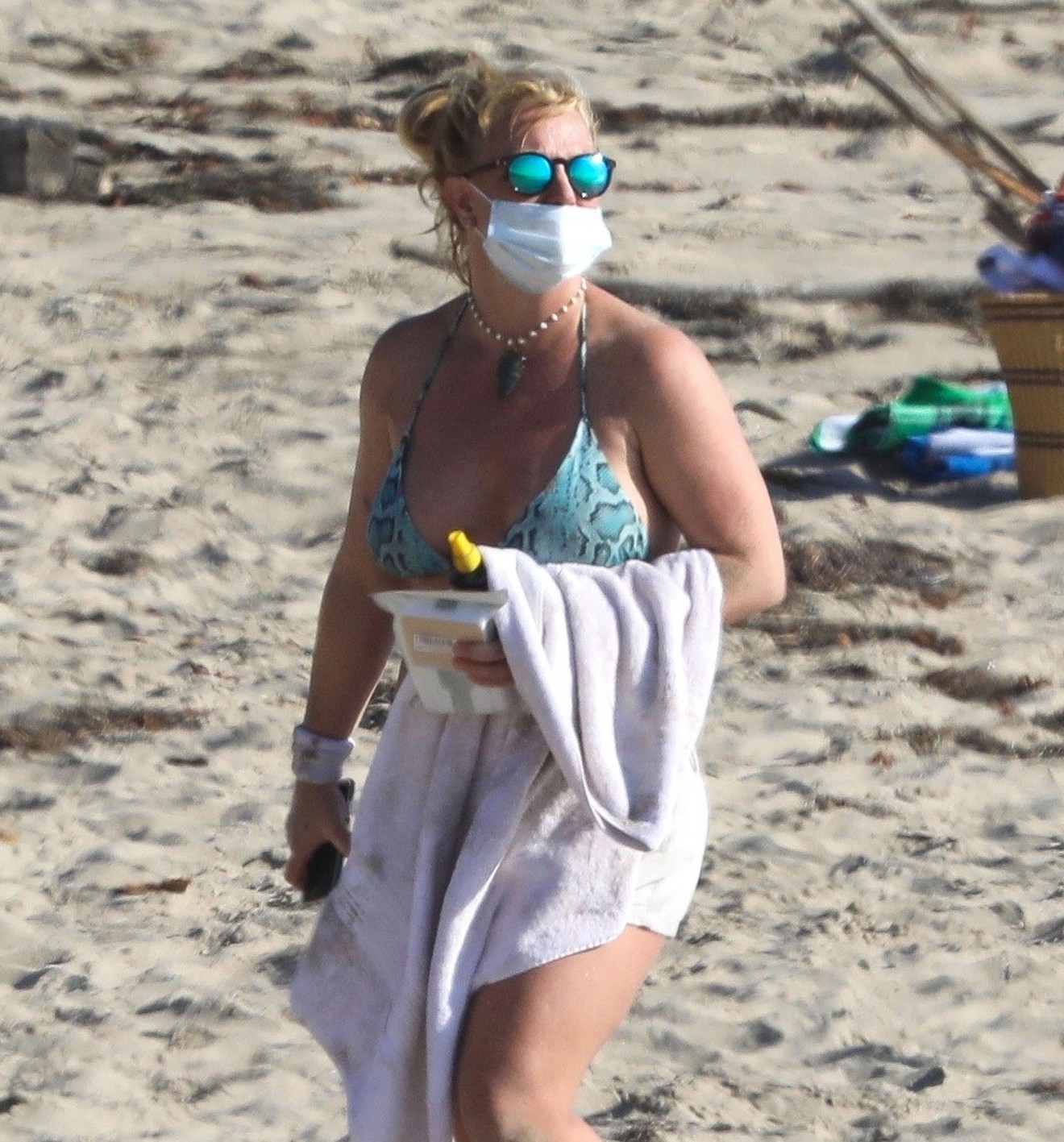 britney-spears-sexy-bikini-malibu-thefappeningpro-37 britney spears sexy bikini malibu thefappeningpro 37