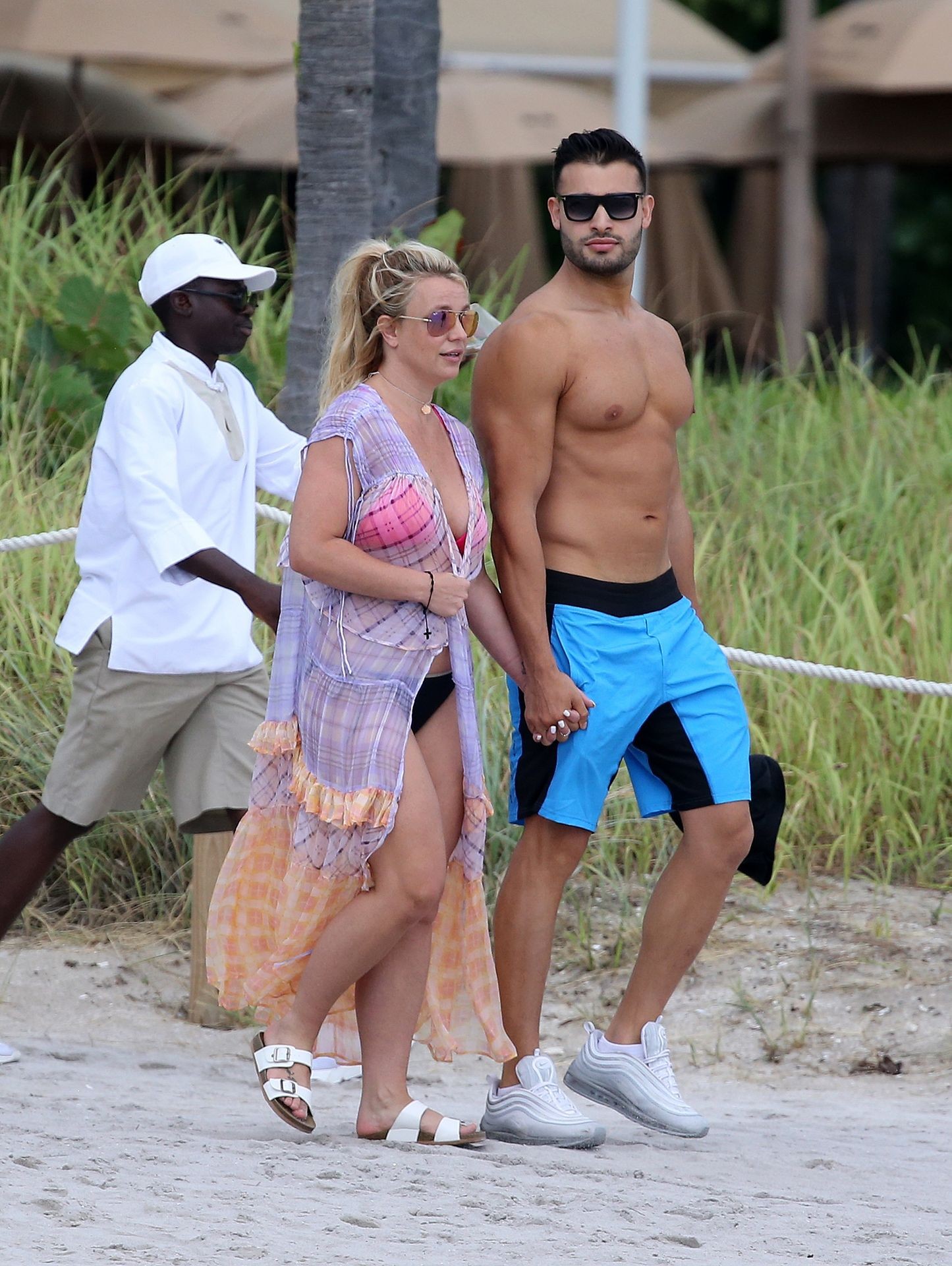 britney-spears-sexy-with-sam-asghari-15 britney spears sexy with sam asghari 15
