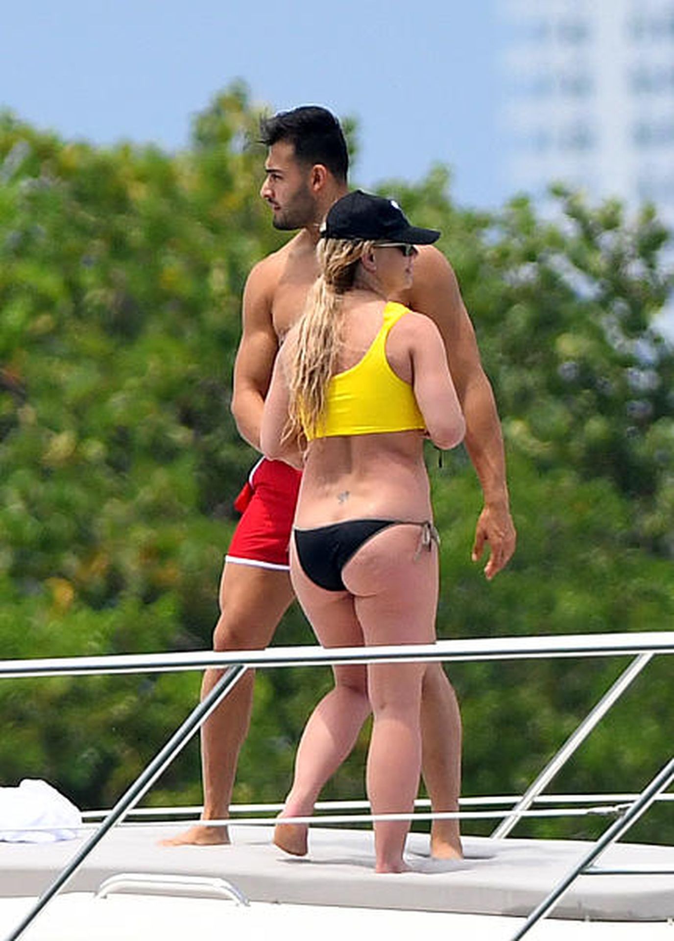 britney-spears-sexy-with-sam-asghari-16 britney spears sexy with sam asghari 16