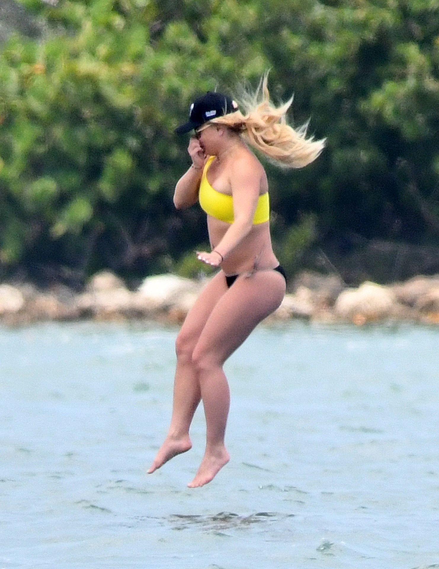 britney-spears-sexy-with-sam-asghari-33 britney spears sexy with sam asghari 33