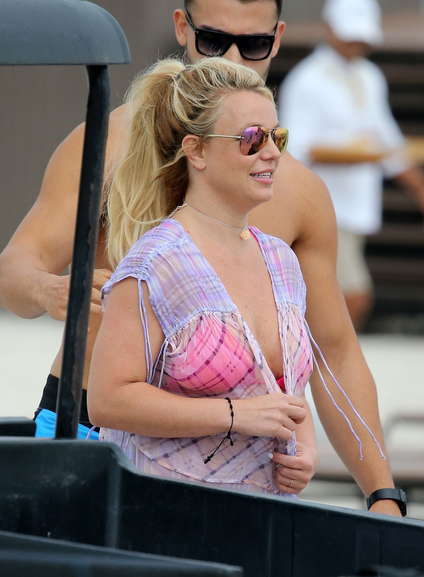britney-spears-sexy-with-sam-asghari-41 britney spears sexy with sam asghari 41