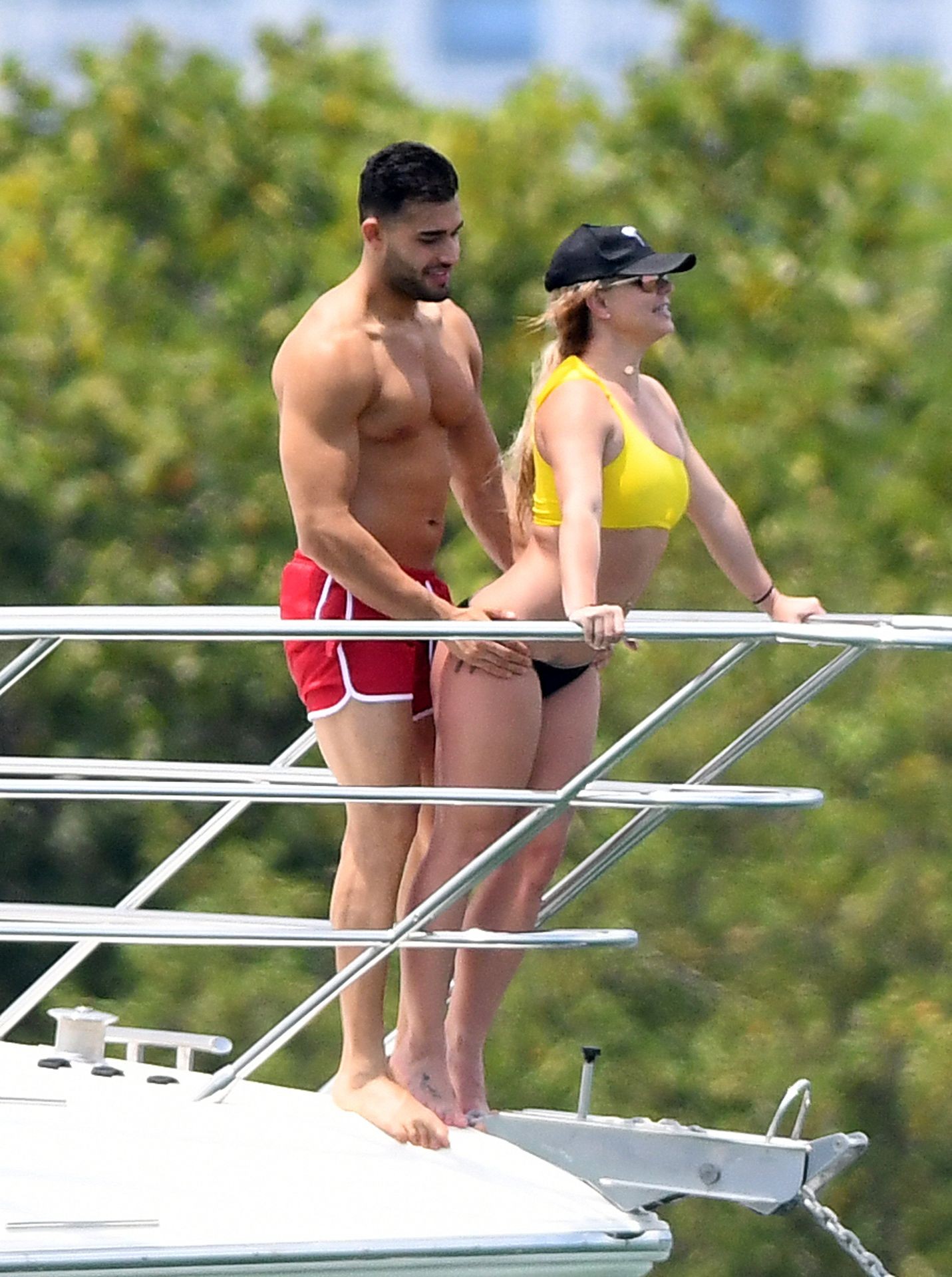 britney-spears-sexy-with-sam-asghari-51 britney spears sexy with sam asghari 51