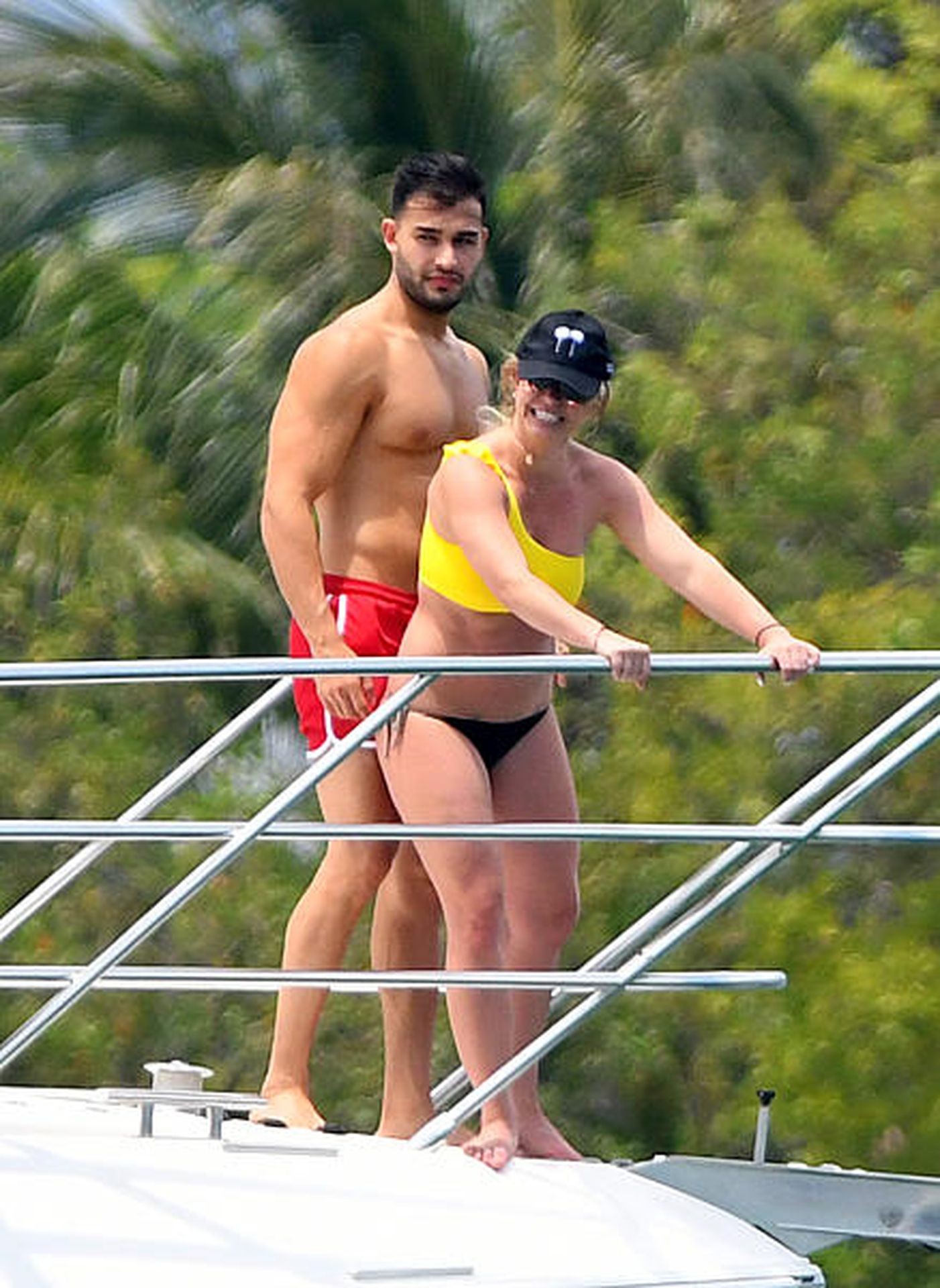 britney-spears-sexy-with-sam-asghari-8 britney spears sexy with sam asghari 8
