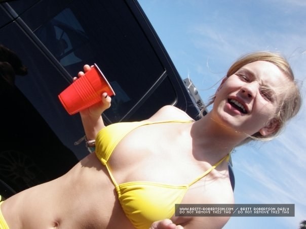 britt-robertson-nude-sexy-11 Britt-Robertson-Nude-Sexy-11