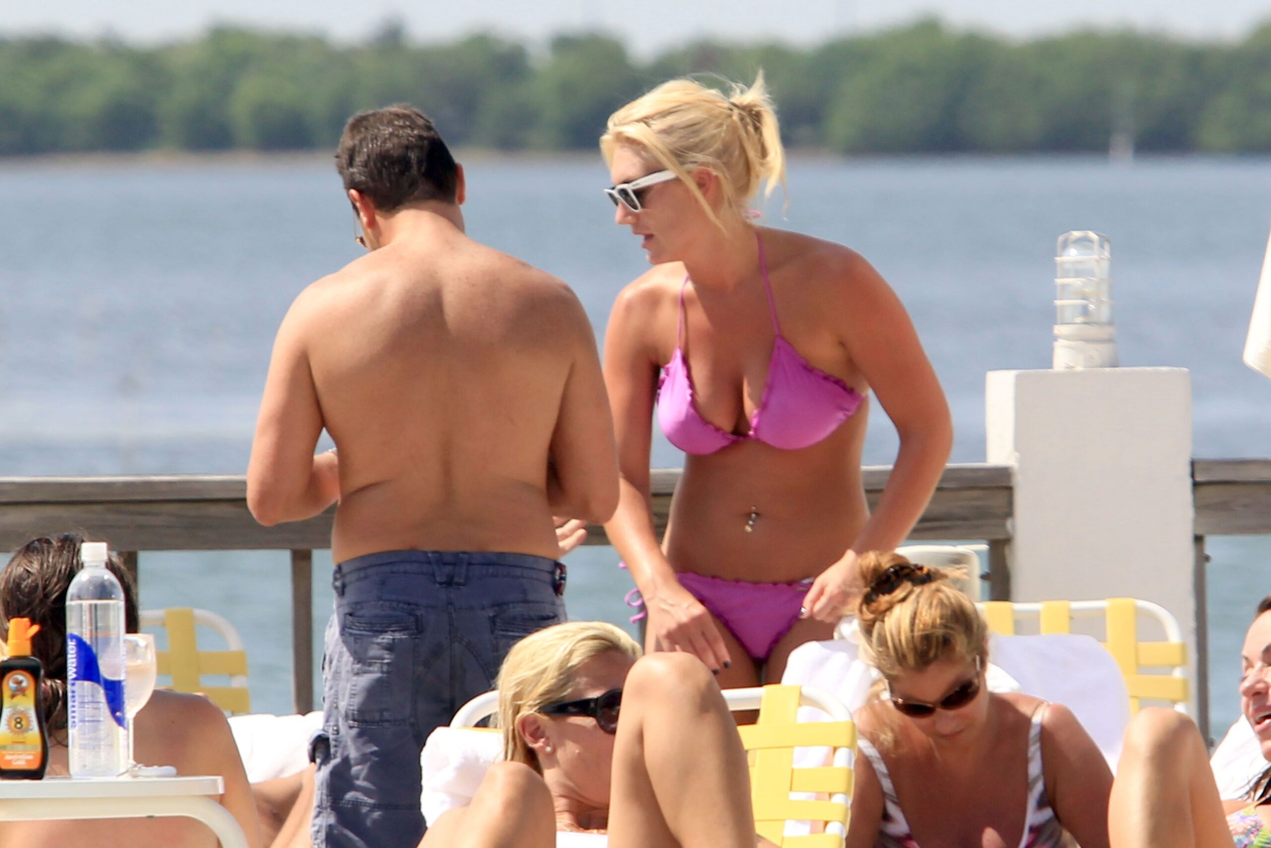 brooke-hogan-sexy-bikini-2 brooke hogan sexy bikini 2 scaled