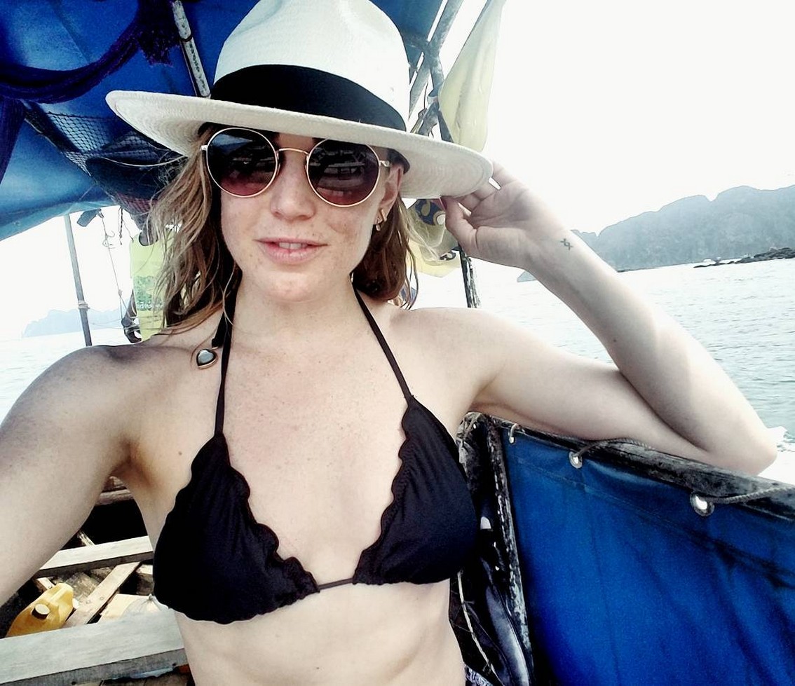 caity-lotz-bikini-thefappening-cfd-6 Caity Lotz Tits