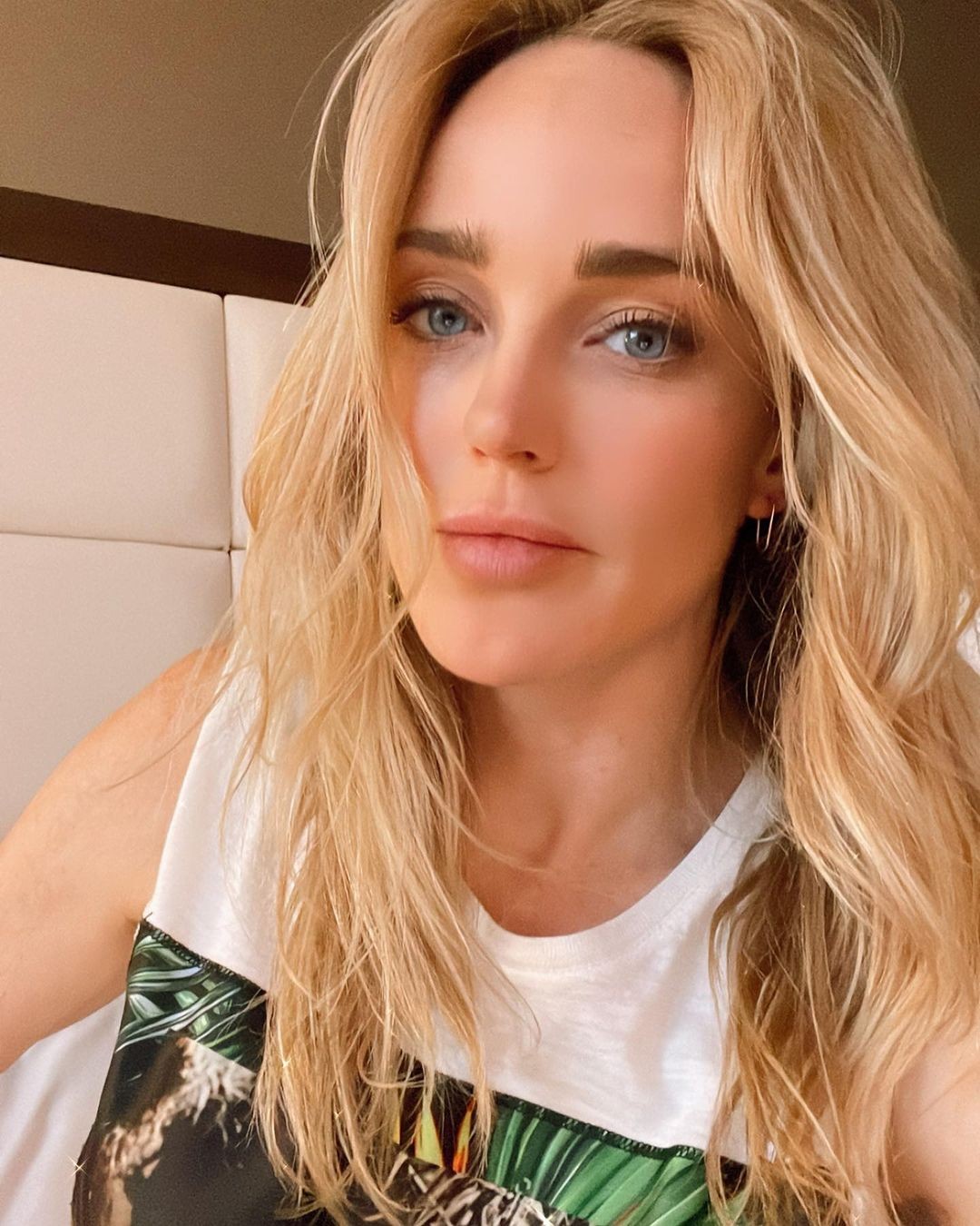 caity-lotz-pretty-on-leaked-selfies-thefappening-cfd-12 Caity Lotz Cute