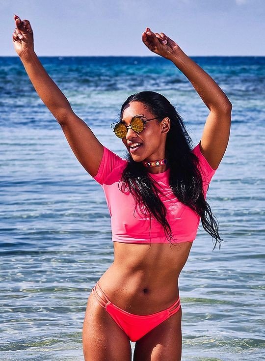 candice-patton-bikini-thefappening-cfd-4 candice patton bikini thefappening cfd 4