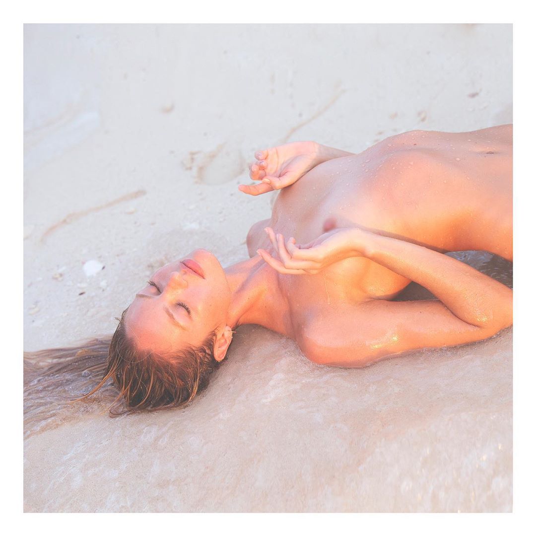 candice-swanepoel-nude-by-david-bellemere-1 Candice Swanepoel Nude Photo By David Bellemere