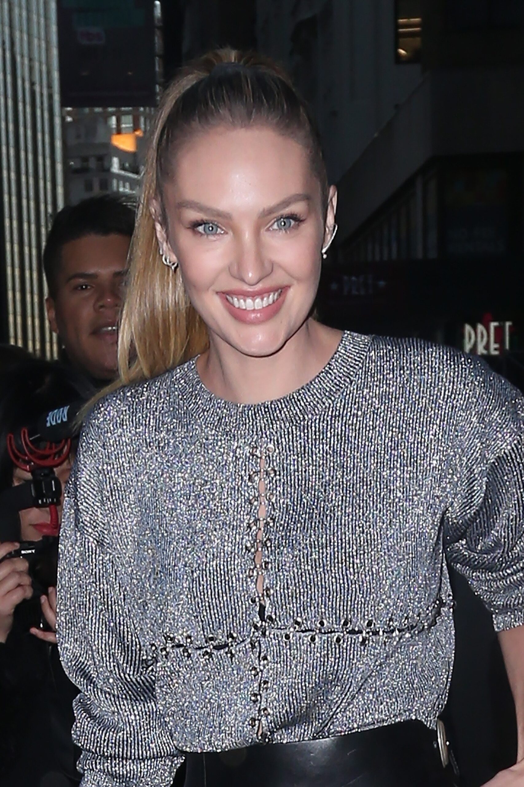candice-swanepoel-sexy-victorias-secret-headquarter-9 candice swanepoel sexy victorias secret headquarter 9 scaled