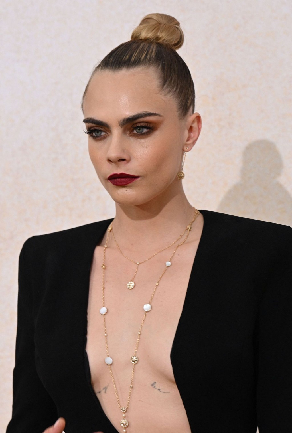 cara-delevingne-sexy-dress-thefappening-cfd-3 cara delevingne sexy dress thefappening cfd 3