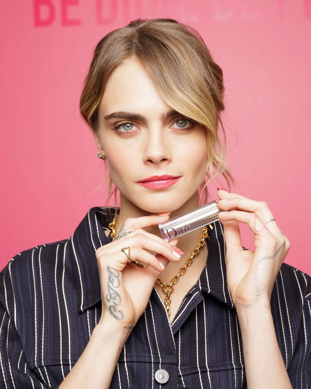 cara-delevingne-sexy-spring-2019-7 cara delevingne sexy spring 2019 7