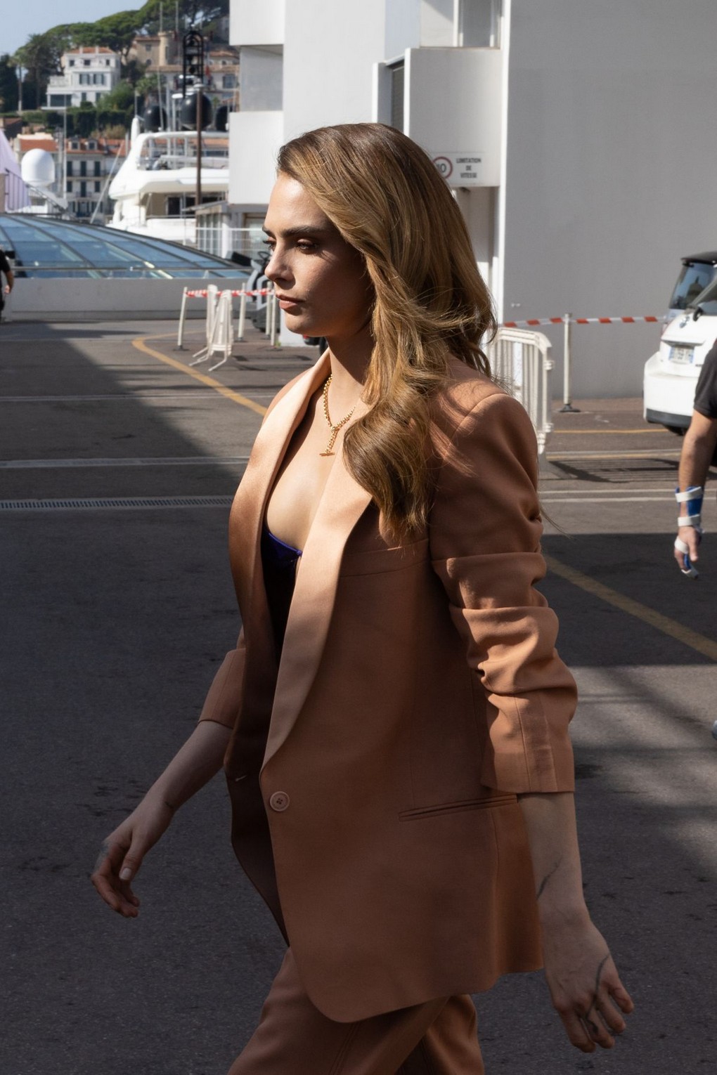 cara-delevingne-sexy-thefappening-cfd-10 Cara Delevingne Sideboobs