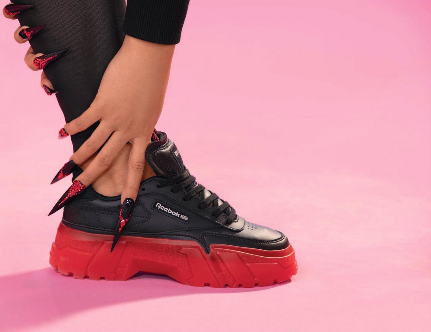 cardi-b-sexy-in-reebok-thefappening-pro-1 cardi b sexy in reebok thefappening pro 1