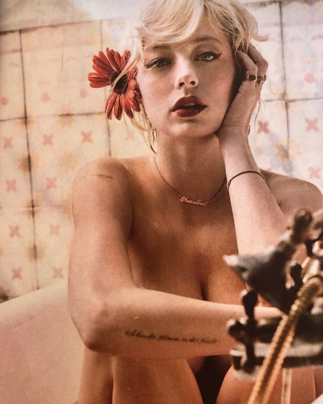 caroline-vreeland-nude-topless-thefappening-pro-5 caroline vreeland nude topless thefappening pro 5