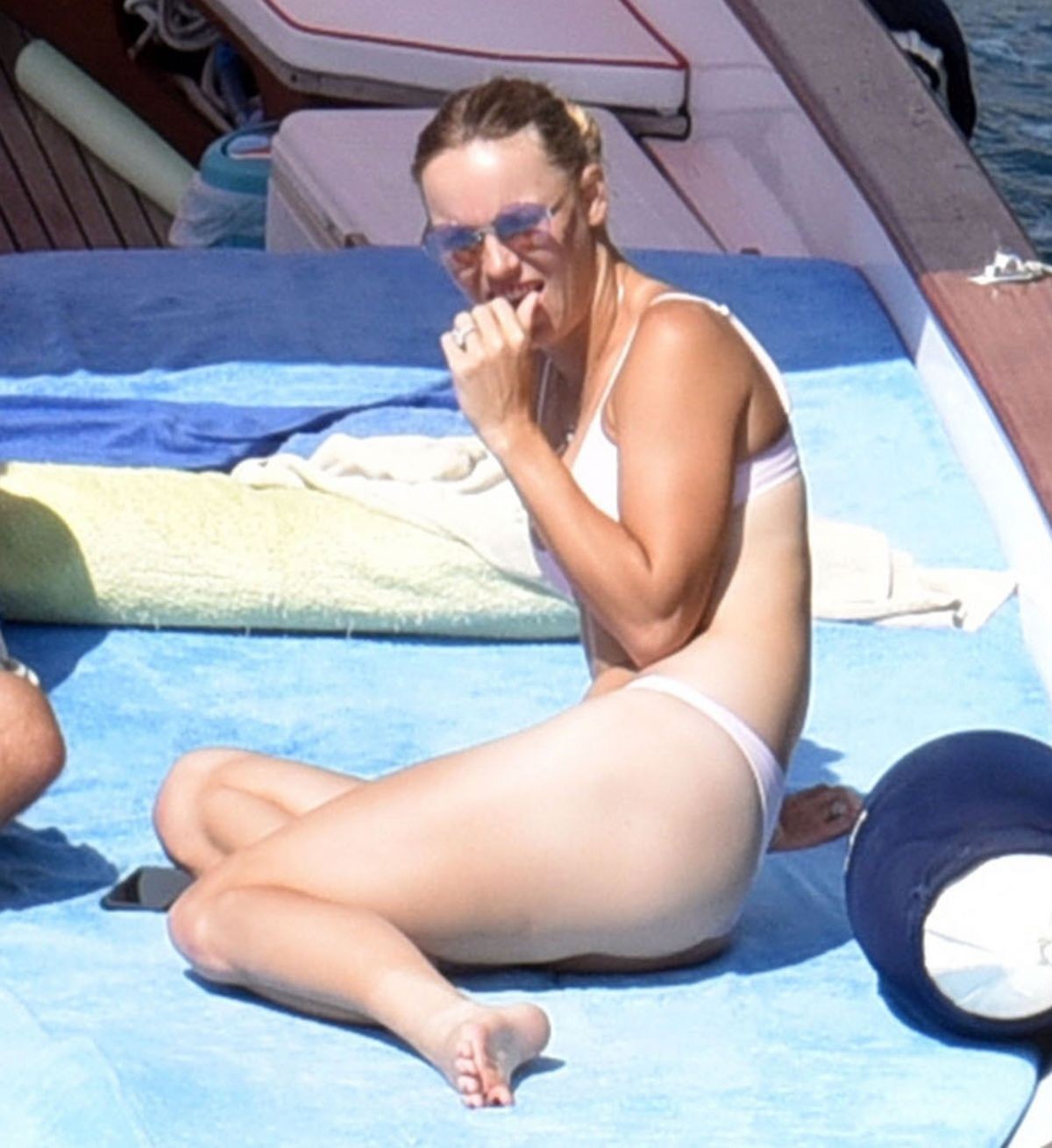caroline-wozniacki-sexy-2019-46 caroline wozniacki sexy 2019 46