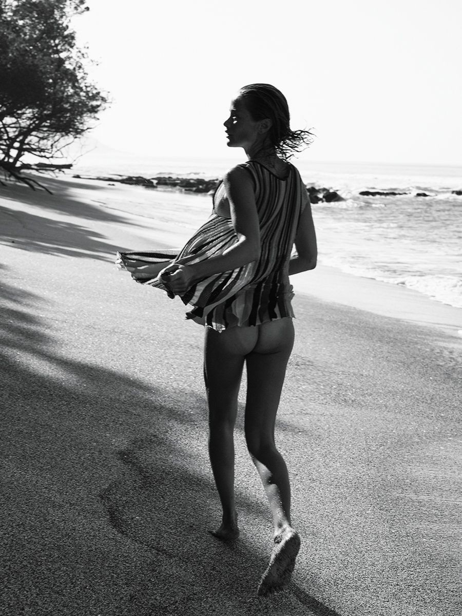 carolyn-murphy-17-nude-thefappening-pro_ carolyn murphy 17 nude thefappening pro