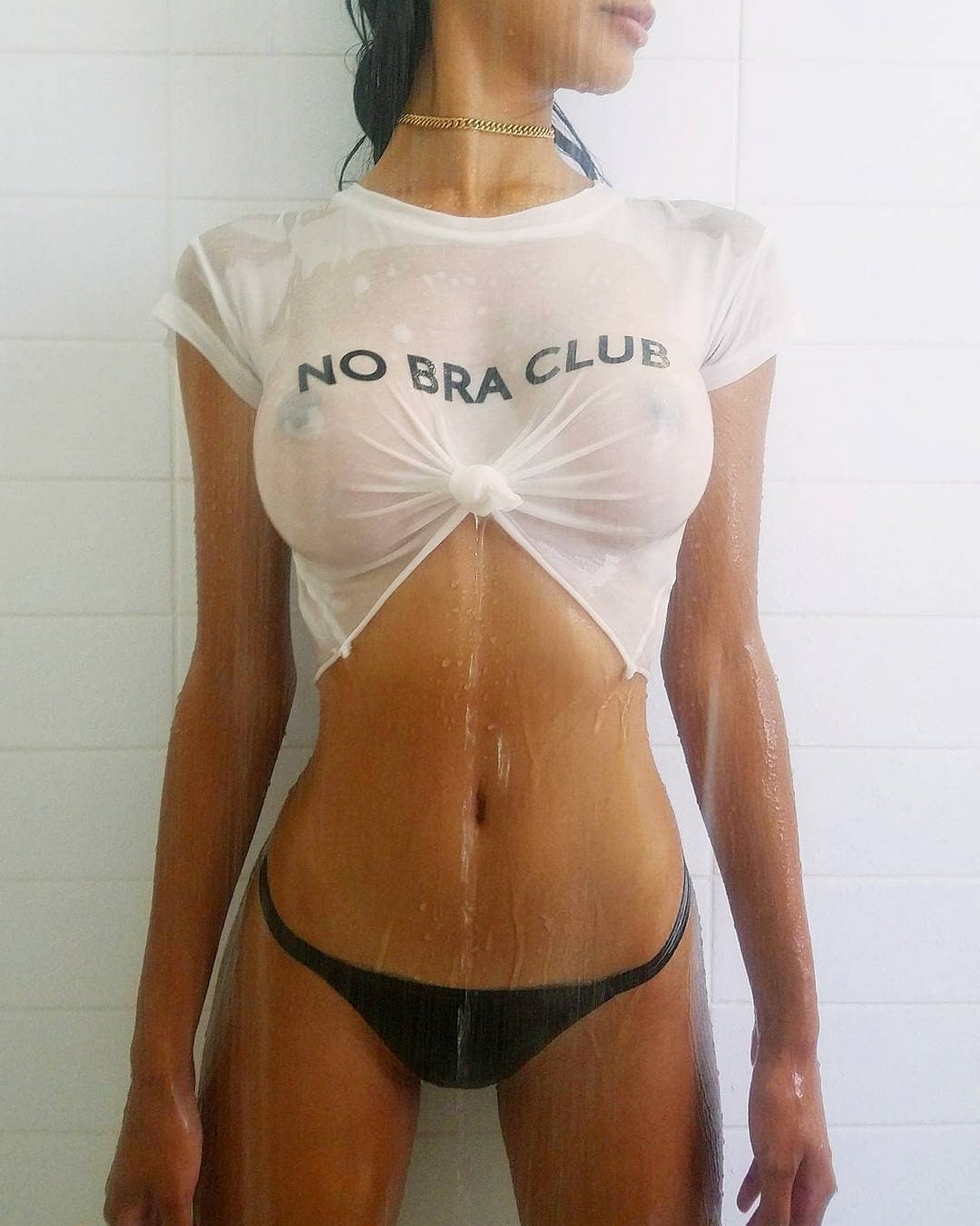 chanel-uzis-sexiset-pics-deleted-from-instagram-thefappening-cfd-2 chanel uzis sexiset pics deleted from instagram thefappening cfd 2