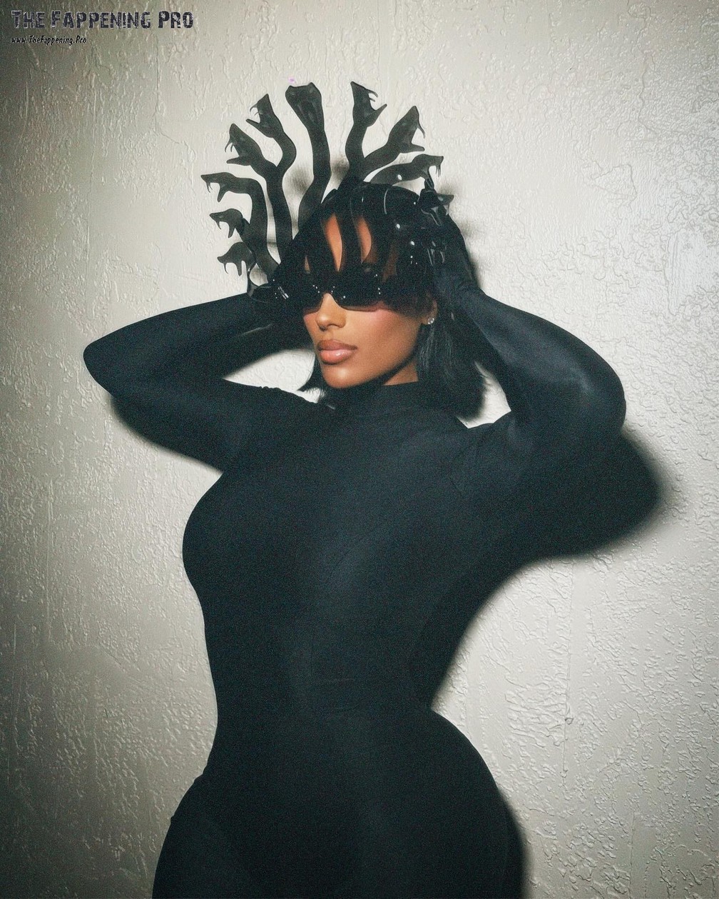 chaney-jones-sexy-halloween-2023-thefappening-cfd-1 Chaney Jones Halloween