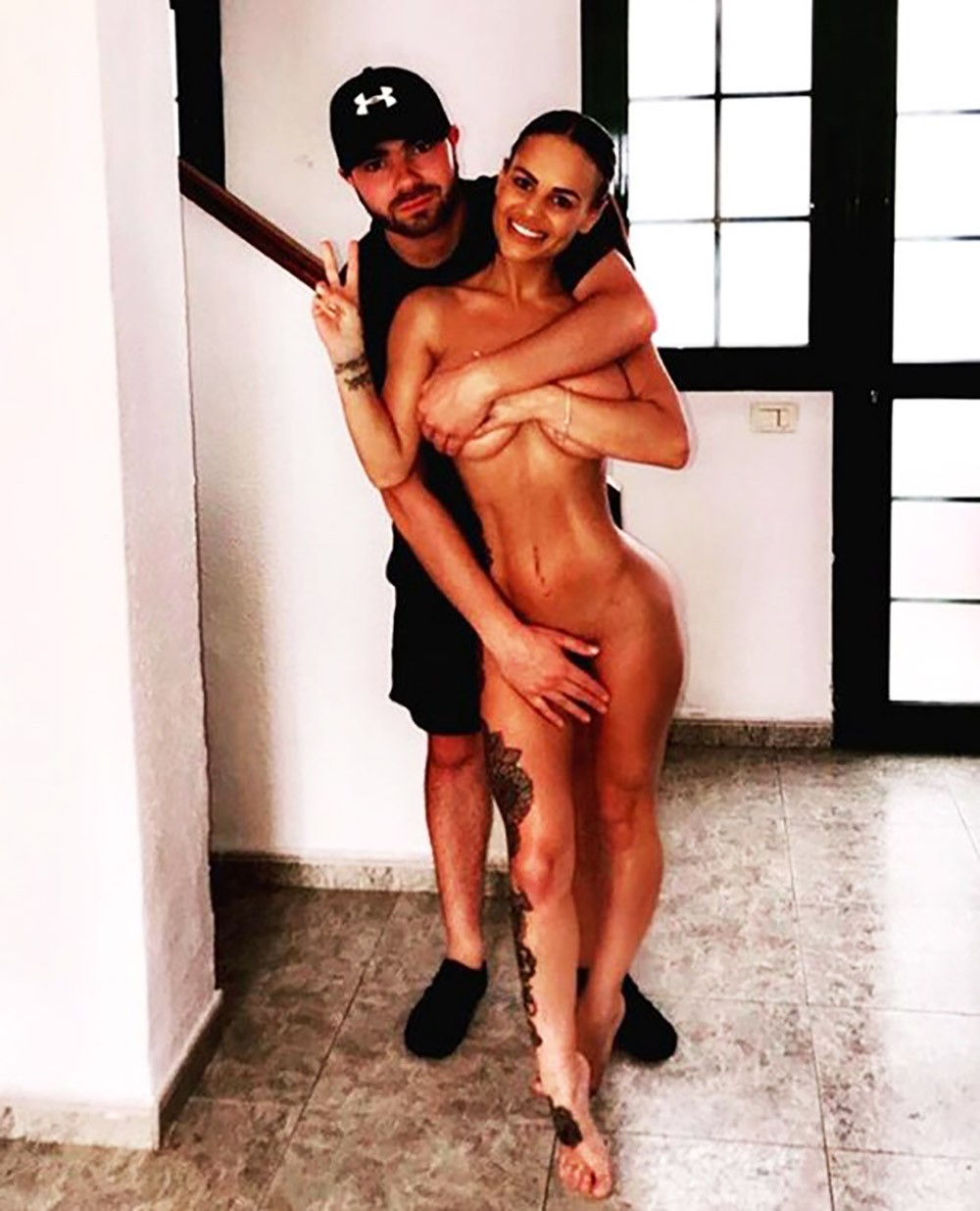 chantelle-connelly-nude-thefappening-cfd-13-1 Chantelle Connelly Leaked Nude