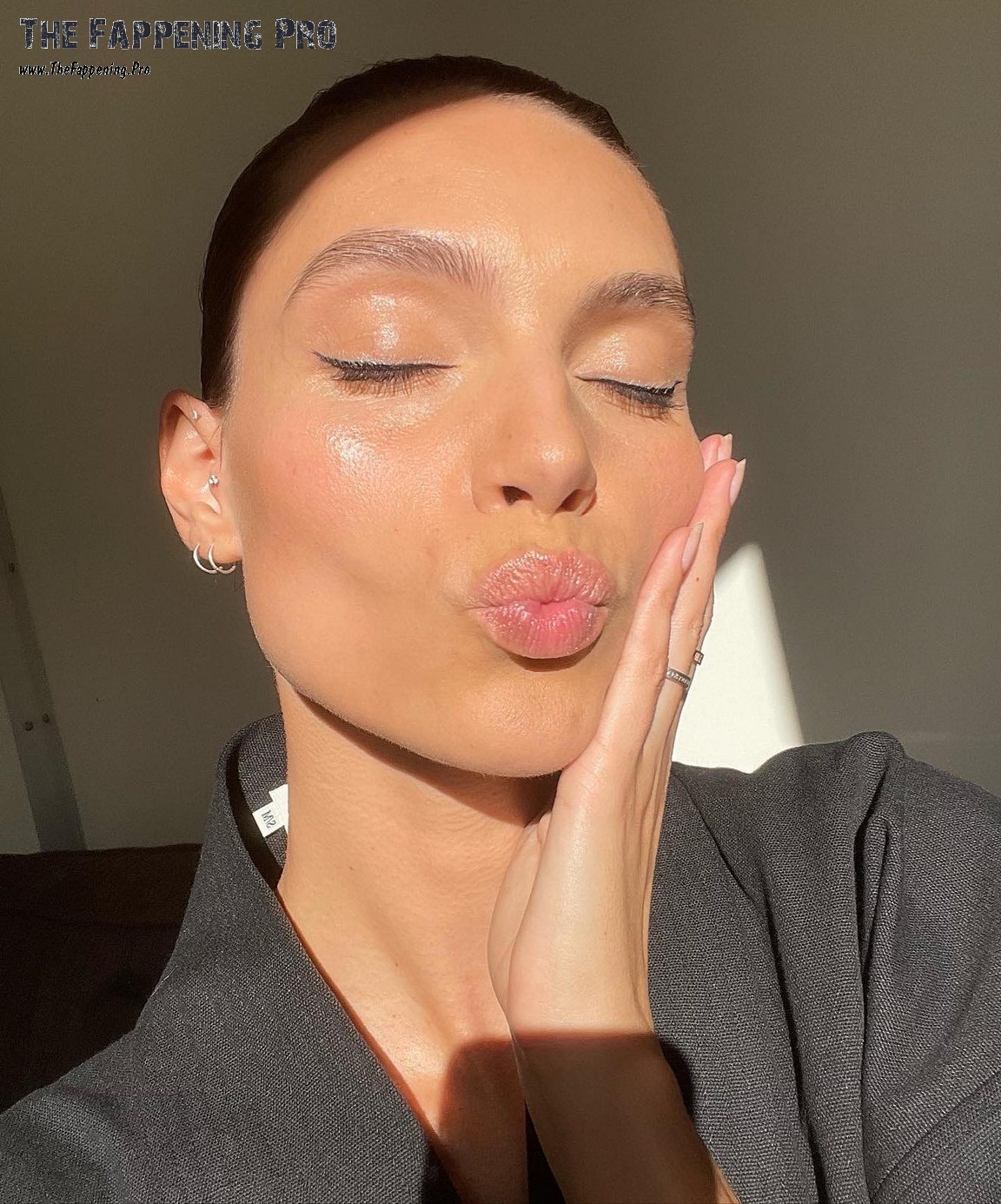 charlee-fraser-selfie-thefappening-cfd-3 Charlee Fraser Selfie