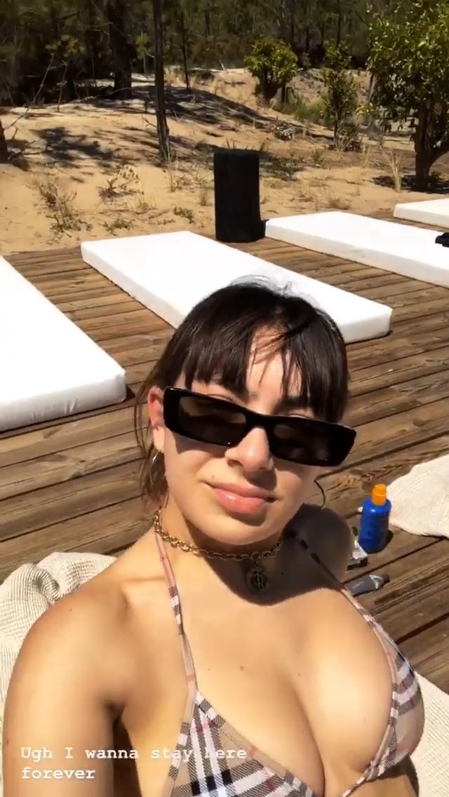 charli-xcx-fappening-tits-11 charli xcx fappening tits 11