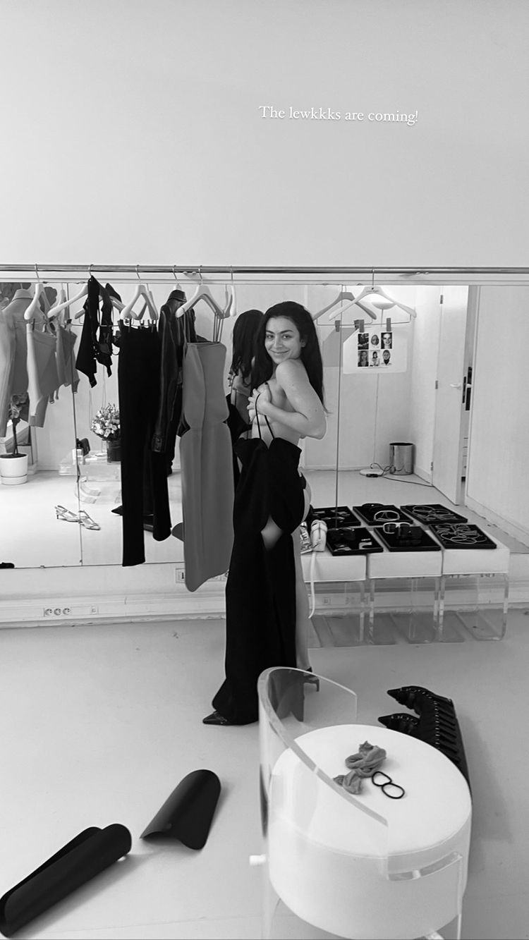 charli-xcx-see-through-thefappening-cfd-8 charli xcx see through thefappening cfd 8