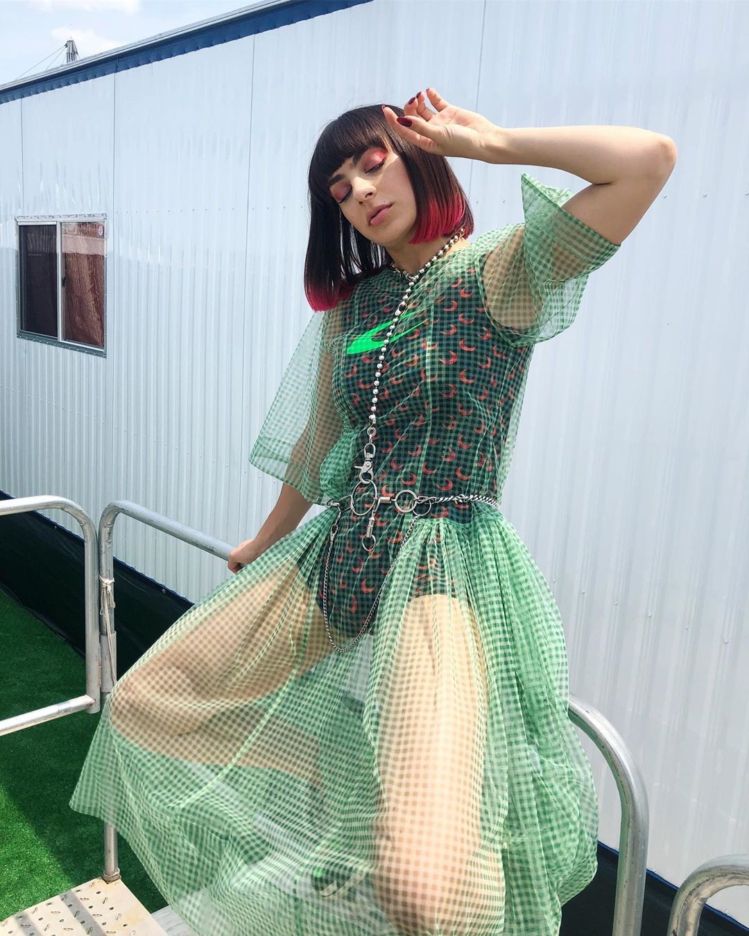 charli-xcx-sexy-revealing-pics-10 charli xcx sexy revealing pics 10