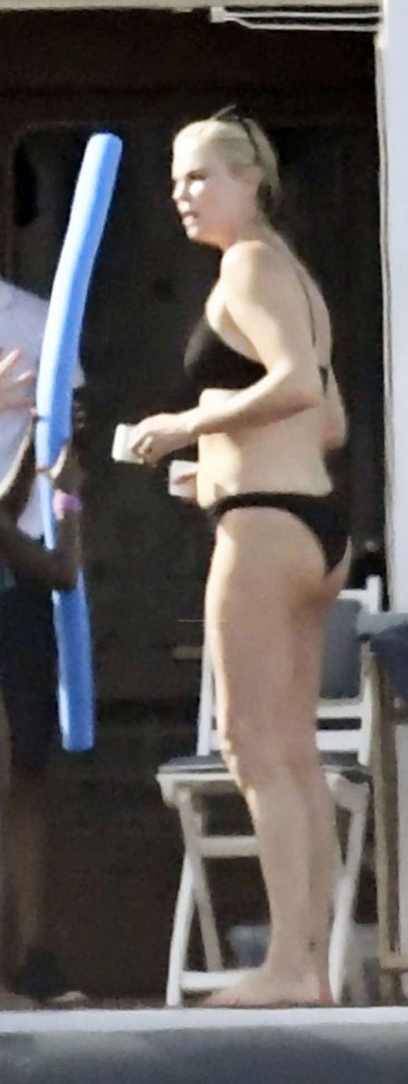 charlize-theron-sexy-bikini-thefappening-cfd-24 charlize theron sexy bikini thefappening cfd 24