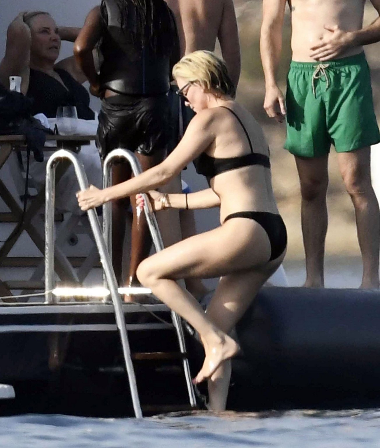 charlize-theron-sexy-bikini-thefappening-cfd-25 charlize theron sexy bikini thefappening cfd 25