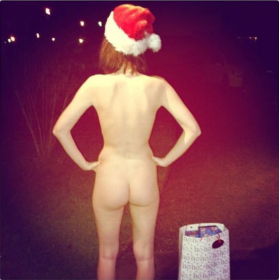 charlotte-de-carle-nude-topless-12 charlotte de carle nude topless 12