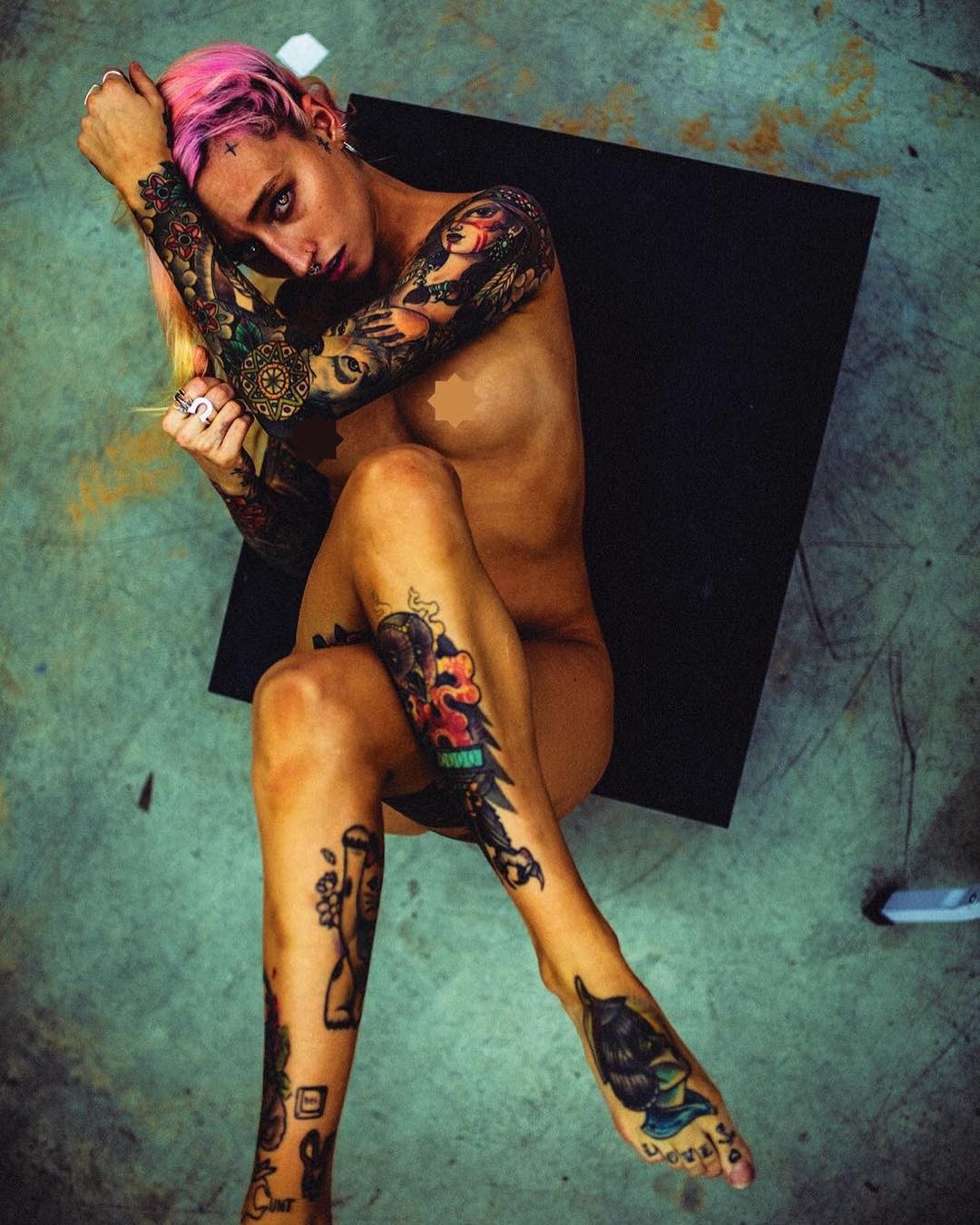 charlottelou-nude-the-fappening-pro-20 charlottelou nude the fappening pro 20